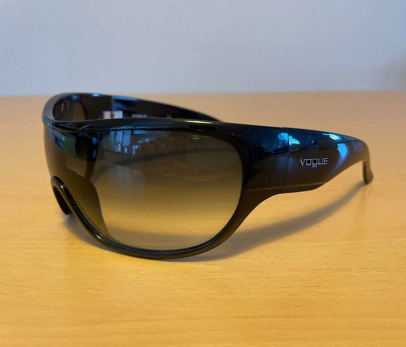 VOGUE | Vintage Sunglasses