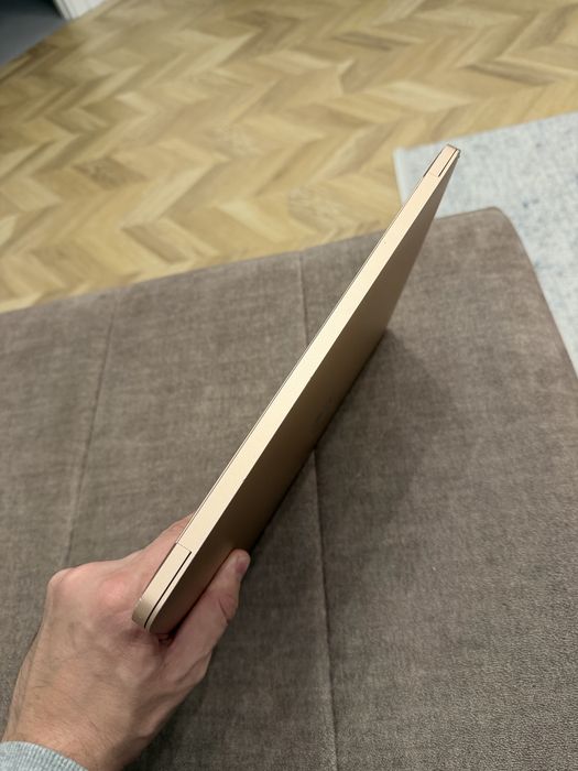 MacBook Air 13 2019 i5 1.6-3.4GHz /8 GB /128 Gb 92% АКБ!