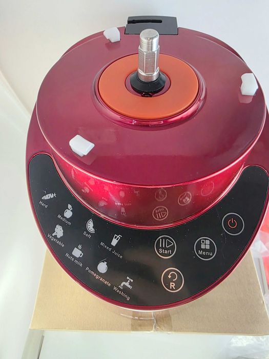 Wyciskarka wolnoobrotowa Bio Juice 16w1