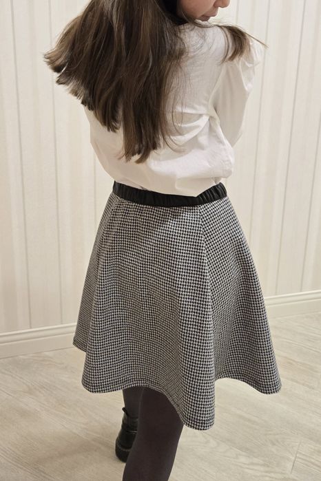 Спідниця, блуза на зріст  152