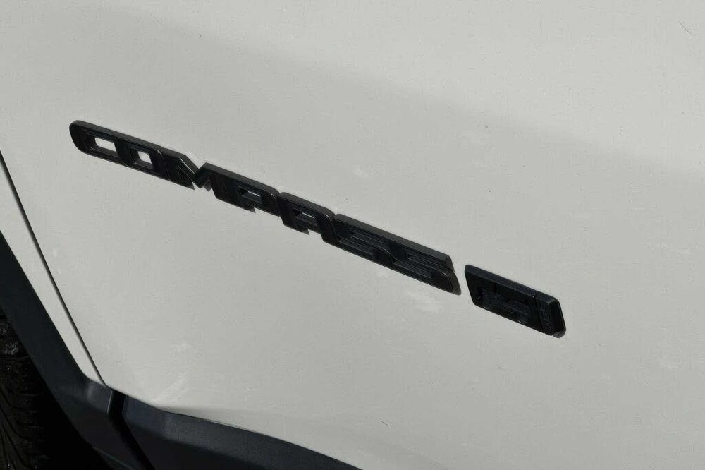 Jeep Compass 80th Anniversary Edition      2021