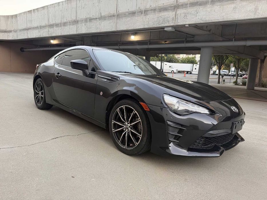 Toyota 86      2018