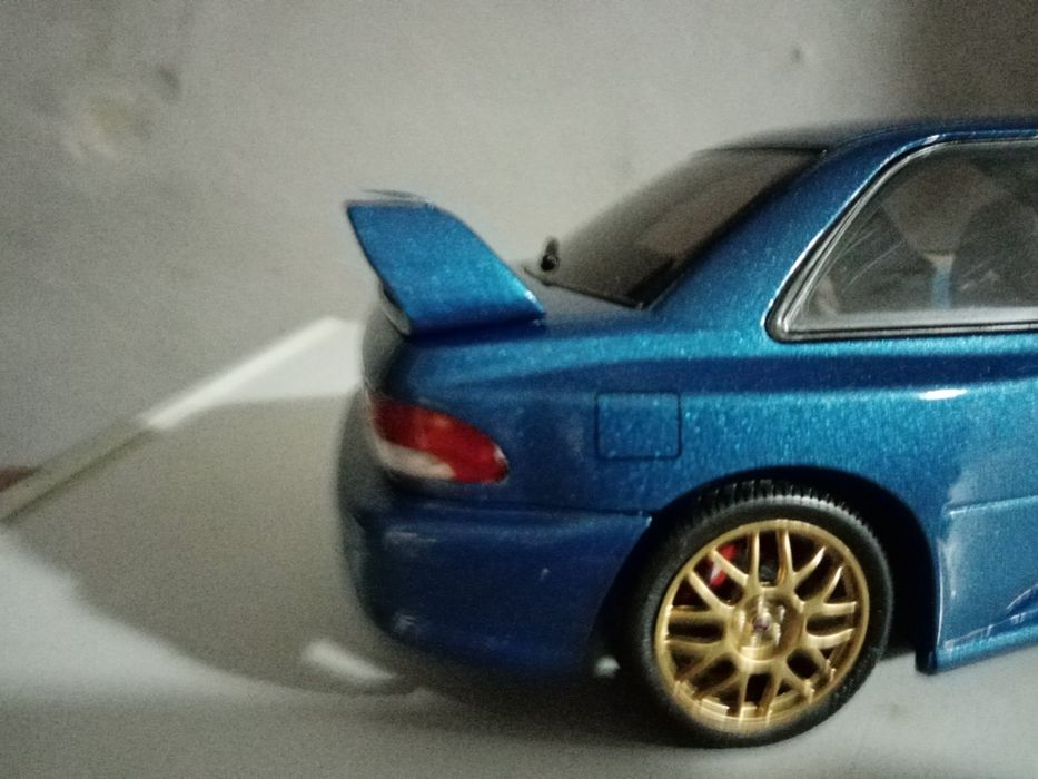 Miniaturas de carros 1.18