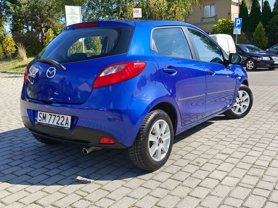 Mazda 2