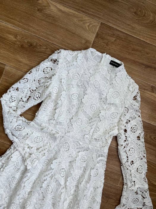 Сукня молочного кольору