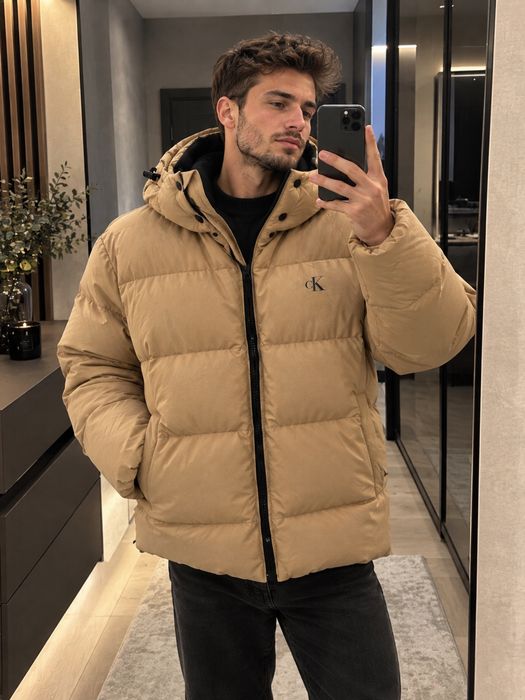 Срочно продам .Пуховик Calvin Klein размер XL, , Оригінал.