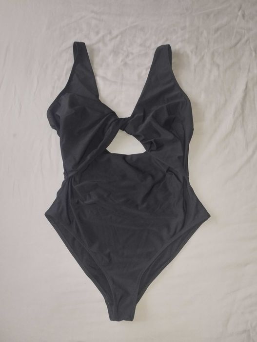 Купальник суцільний жіночий