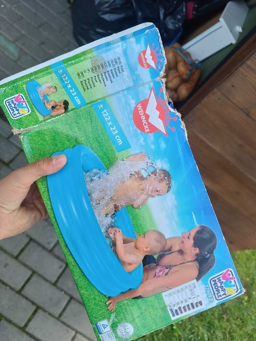 Jeden dmuchany dla dzieci i niemowląt