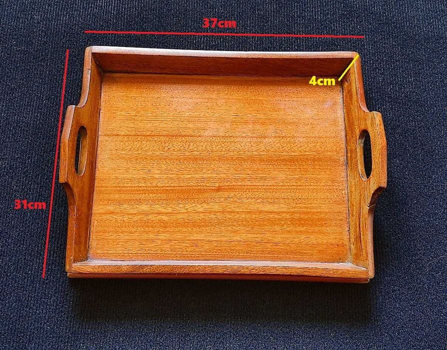 Tabuleiro de servir antigo em madeira maciça