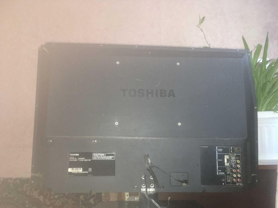 Телевизор Toshiba 32PB200E 32 дюйма, ультралегкий, ультратонкий, HD LED, мультисистемный, для сети 110-240 вольт