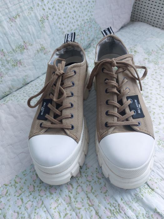 Buty Palladium 42