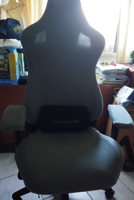 Cadeira Gaming Noblechairs modelo Nvidia Geforce GTX