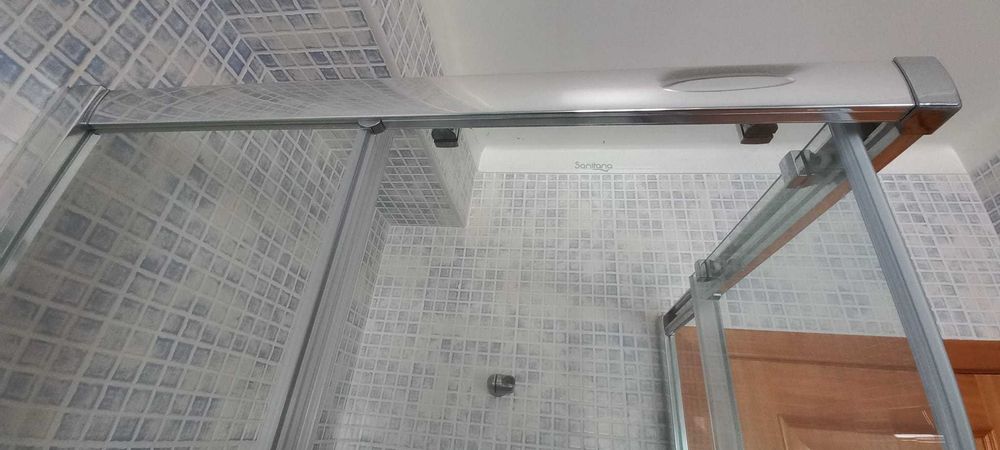 Resguardo duche para base de chuveiro de 80x80 - Sanitana