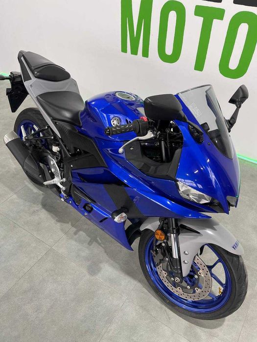 Мотоцикл Yamaha YZF-R25