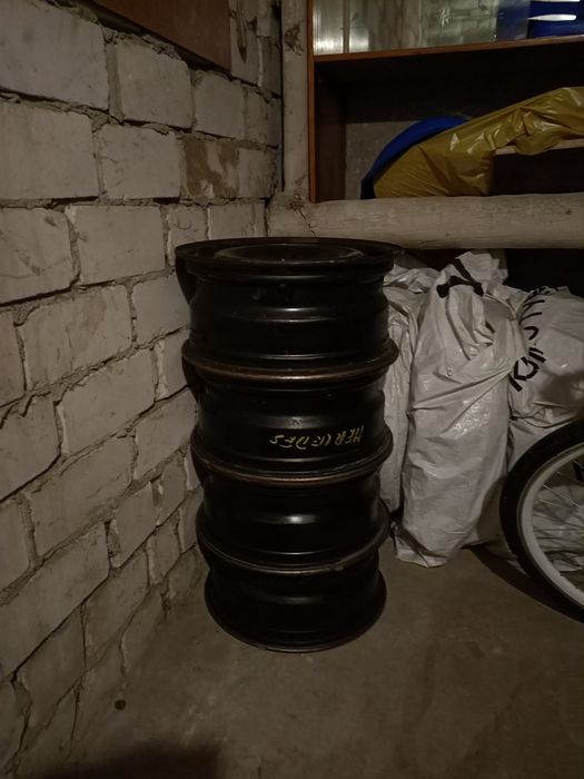 4 felgi stalowe Volkswagen, Mercedes 16 cali et