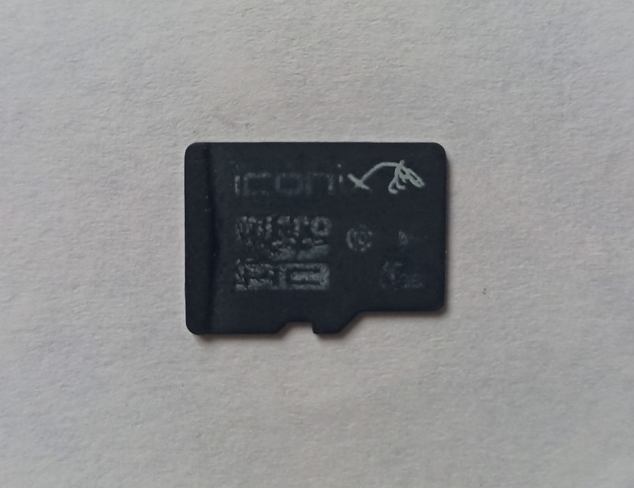 Карта памяти micro SD 16 gb с адаптером