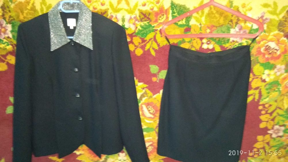 Костюм женский (деловой)