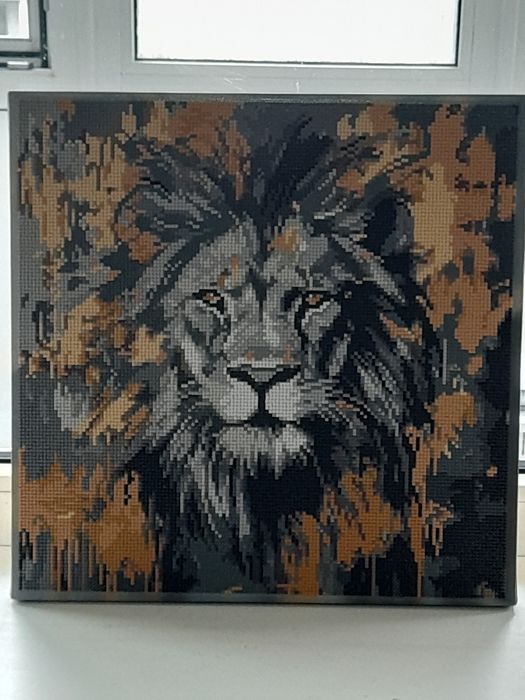 Триптих картин "Добробут. Захист. Сила" в техніці алмазної мозайки .