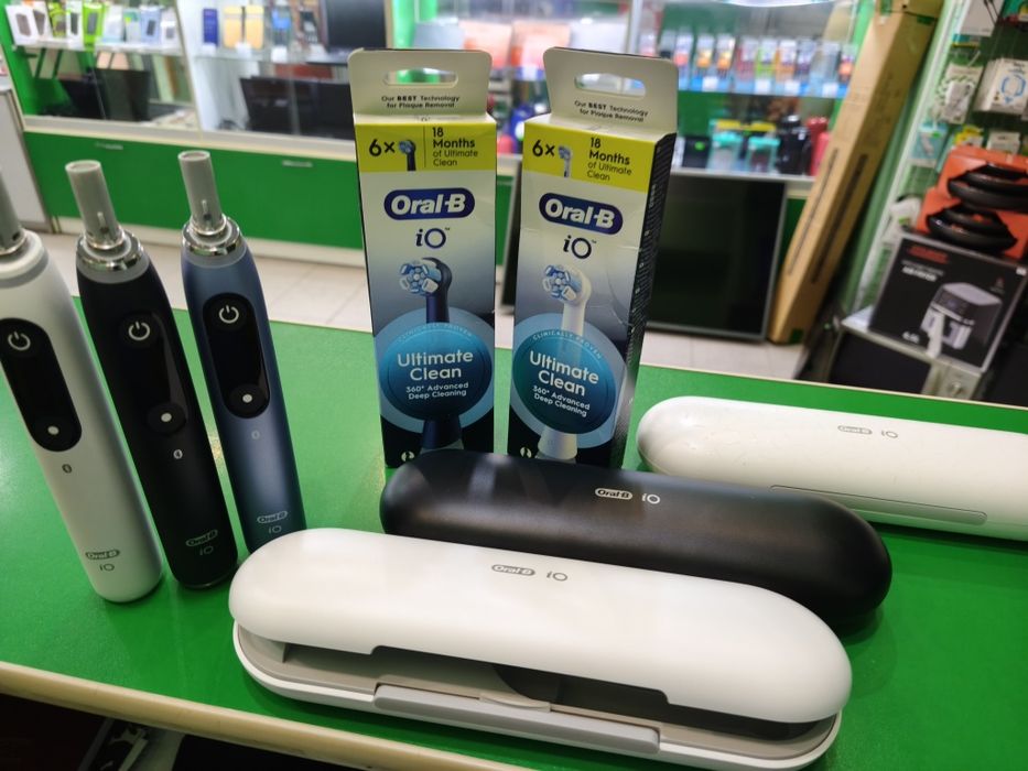 Електрична щітка Oral B IO9