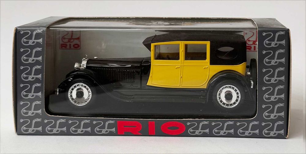 RIO54_BUGATTI 41 Royale 1927. Escala 1/43. Made in Italy. Completo, como novo.