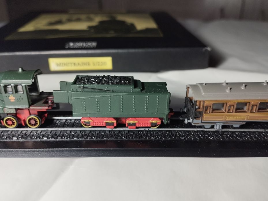 Східний Експрес модель паровоз масштабу 1/220 DeAgostini