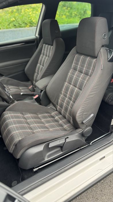 VW Golf 6 GTI 2.0TSI DYNAUDIO