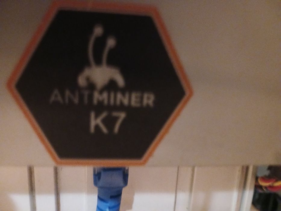 Asic E 9 PRO майнер