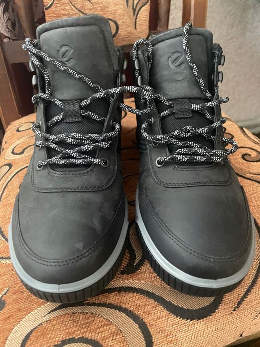 Взуття чоловіче, 42 розмір