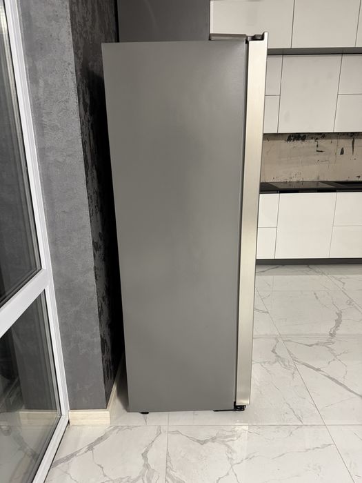 Холодильник двохдверний gorenje