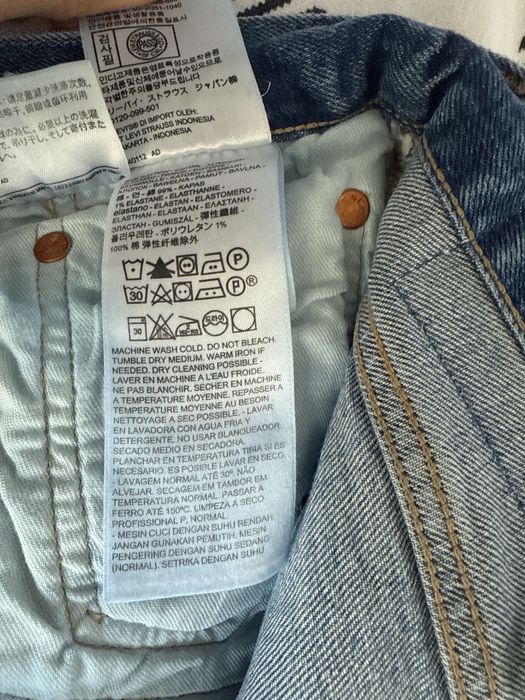 Ciemne niebieskie Spodnie Levi’s