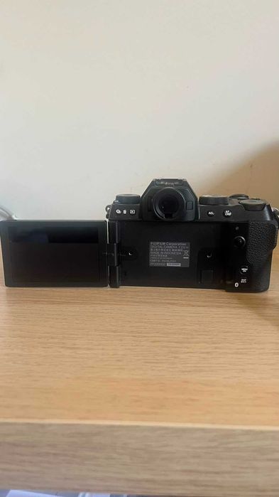 [Como Nova] Fujifilm X-S20 + Lente XC 35mm f/2 + Lente XC 15-45mm (Kit Completo)