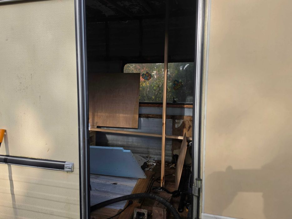 Kamper Mitsubishi L300