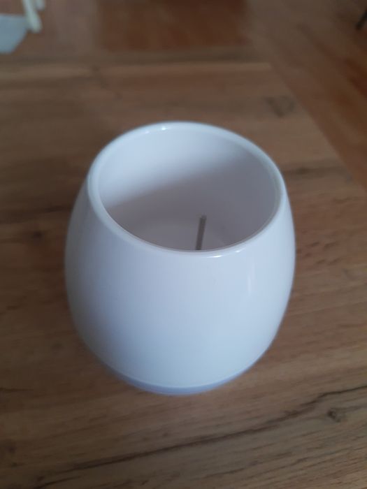 Grająca doniczka Bluetooth