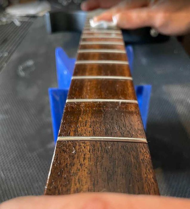 Dualibi Luthieria | Luthier Daniel – Setup, Manutenção e Construção