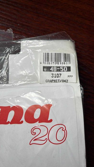 Nr 5 Duże rajstopy.