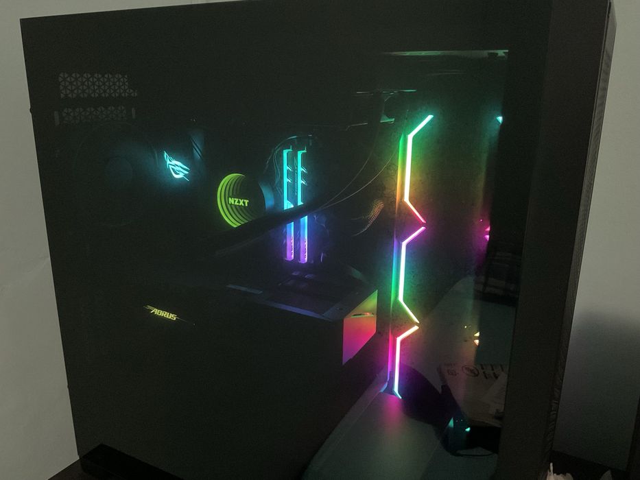 Pc crossair 4000 airflow Amd 9 5900x 32gb ram Rtx 3060 gigabyte aorus