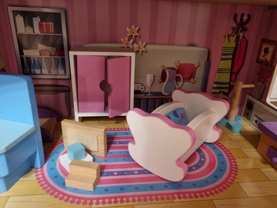 Domek dla lalek nowy