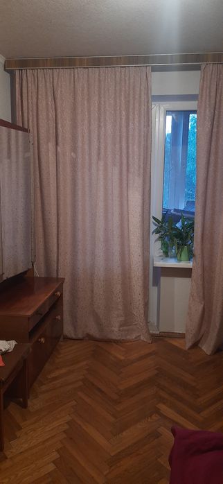 Сдаётся комната  для аккуратной и культурной девушки до 35 лет