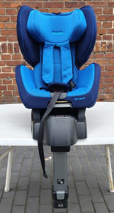 Fotelik samochodowy RECARO OPTIAFIX