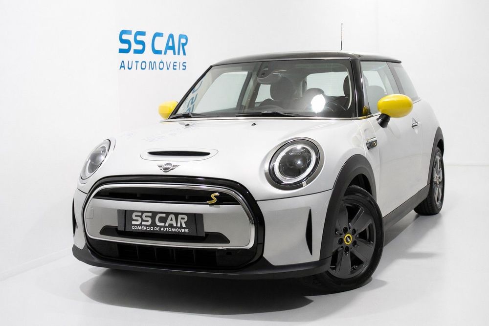 MINI 3 Portas Cooper SE Premium P. Essential