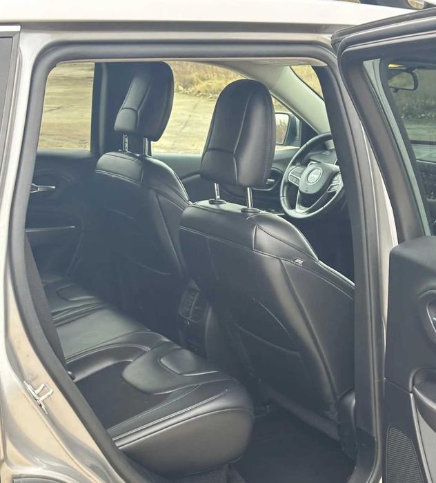 Jeep Cherokee LATITUDE