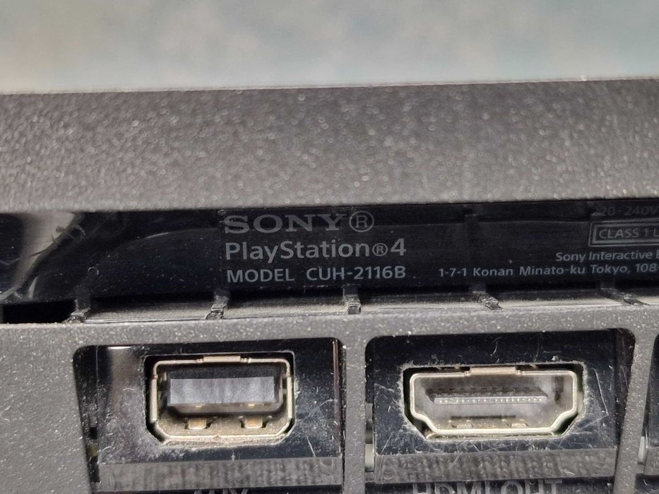 Playstation 4 Slim 1TB/ PS4 Slim/ + pad + 2 gry/ CUH-2116B/ + kable