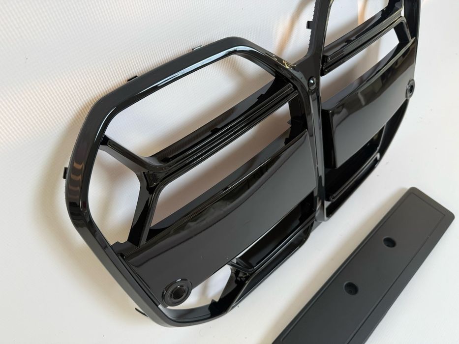 BMW G26 Gran Coupe Przednia Atrapa Chłodnicy Gril CS Czarny Połysk