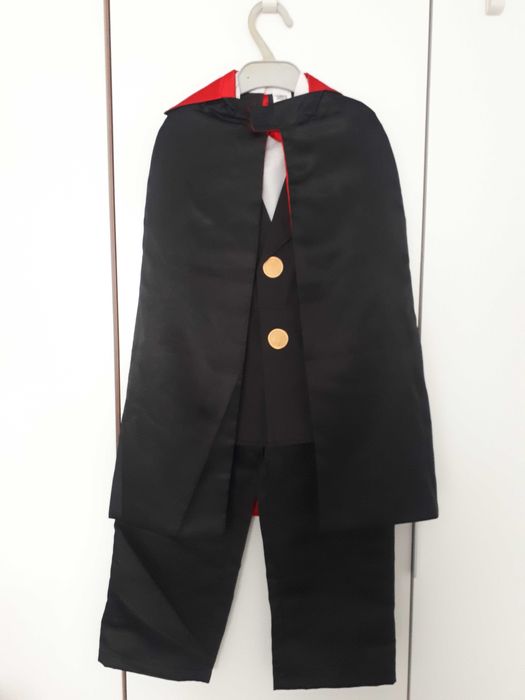 Kostium Przebranie WAMPIR Dracula 4 lata 5 lat Marks & Spencer zestaw