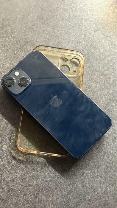 iPhone 13 128GB Midnight + Kabel Lighting
