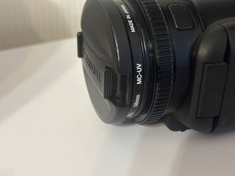 Відеокамера Камера Canon Legria hf g10 на українській мові