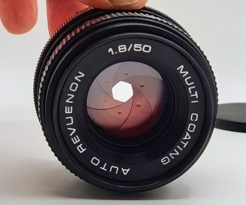 Revuenon 50mm f/1.8 MC M42 • Vintage Bokeh • Japan • Stan bdb