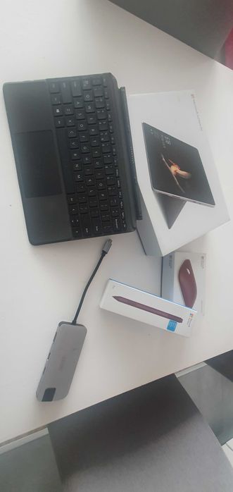 Laptop MICROSOFT Surface Go