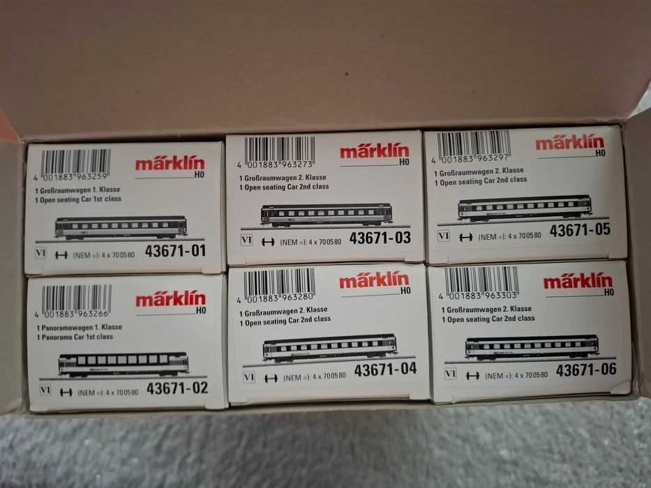 Conjunto de 6 carruagens de passageiros SBB EuroCity Express da Marklin (código 43671), Época VI.