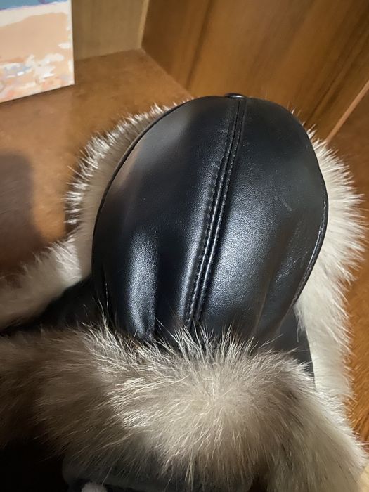 Жіноча зимова шапка